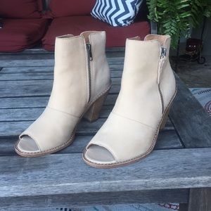 Corso Como Nude Tameka booties!